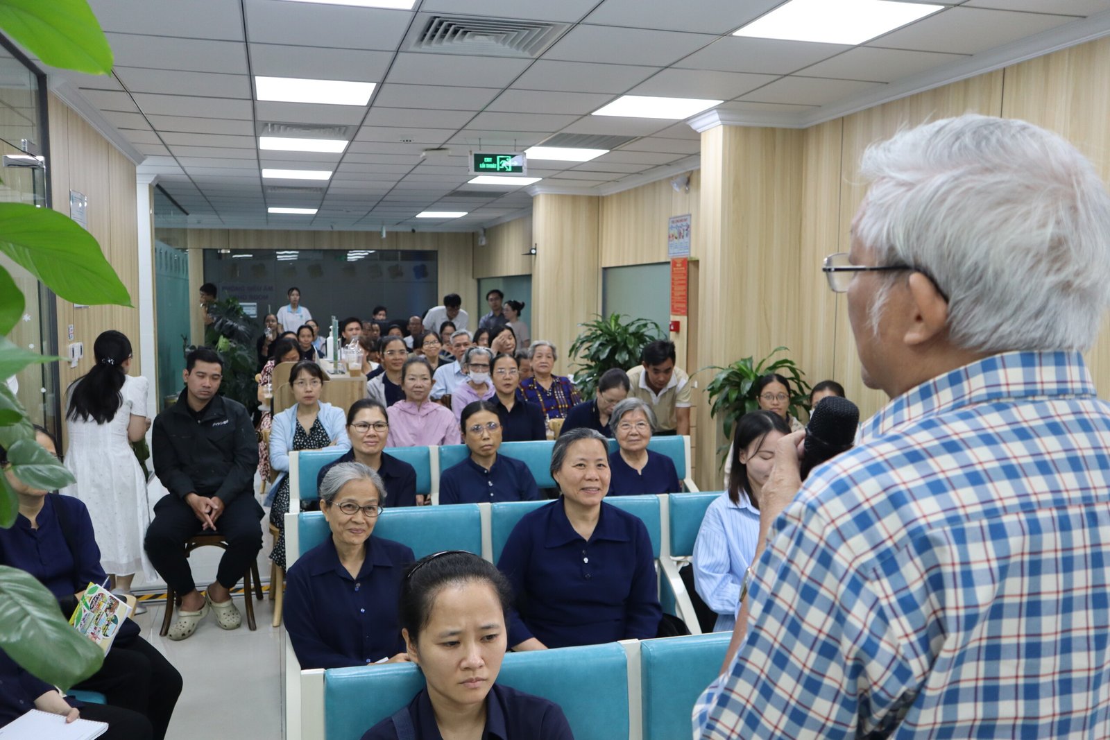 Hình CLB thần kinh 2